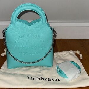 Please Return to Tiffany Bag